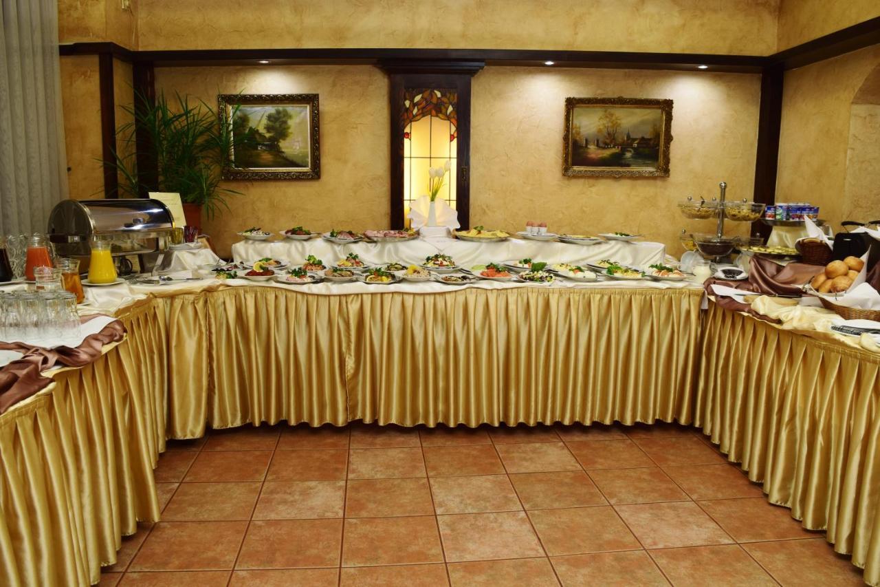 Hotel Retman Stary Toruń Kültér fotó