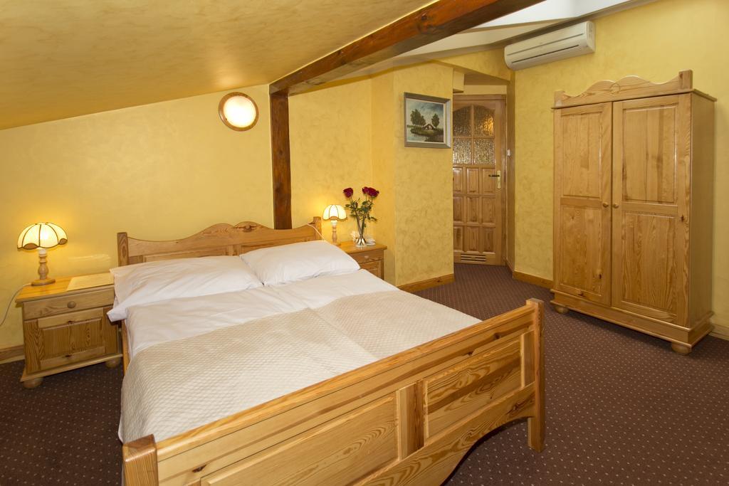 Hotel Retman Stary Toruń Kültér fotó
