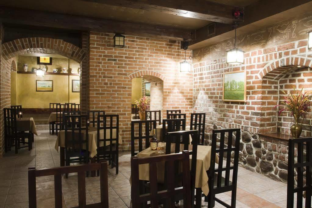 Hotel Retman Stary Toruń Kültér fotó
